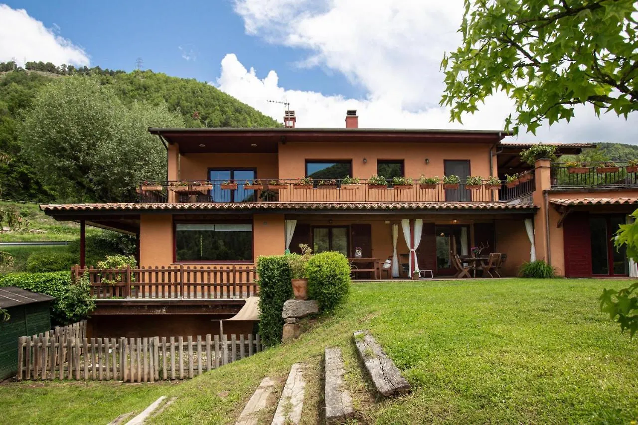 Willa L'Ado Ripoll Hiszpania